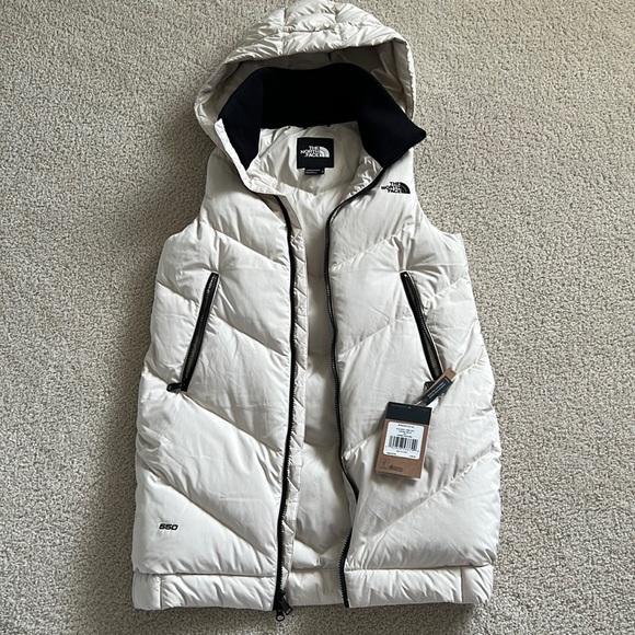 The North Face Jackets & Blazers - The North Face Long white vest with hood. Double zipper NWT XS